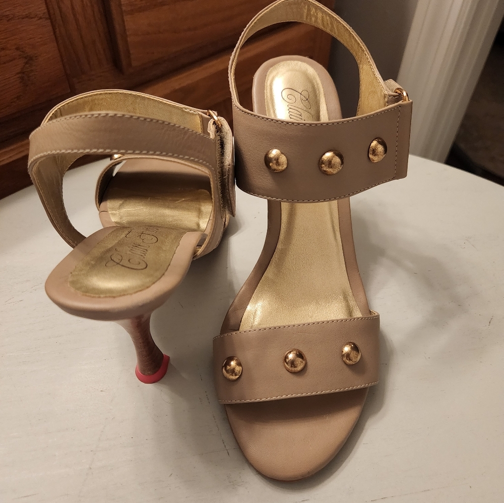 Claire Flowers Signature Pink Bottom Heels Tan With Gold Studs Leather Shoes